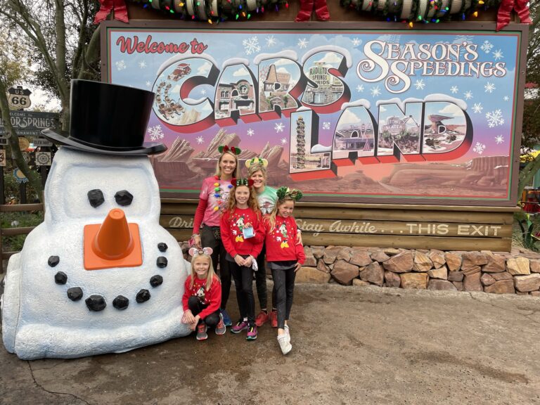Disneyland Over the Holidays-What Not To Miss!