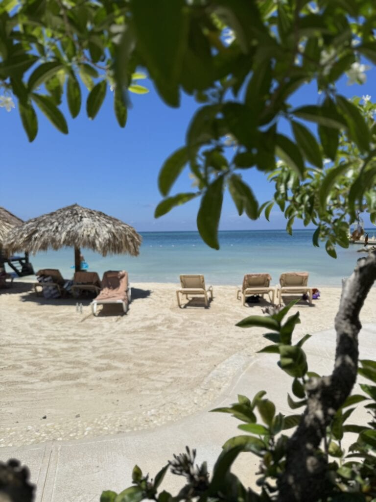 Which Sandals Resort Is Right For You: Sandals Montego Bay vs. Sandals Royal Caribbean